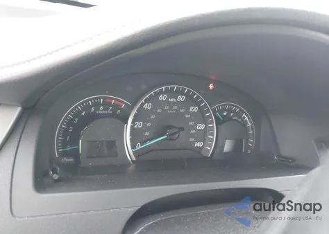 2013 Toyota Camry Le z USA, uszkodzony, nr VIN 4T1BF1FK8DU723045